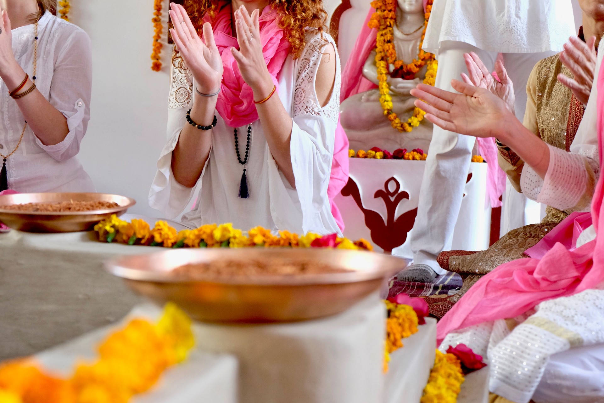 KIRTAN CLAPPING